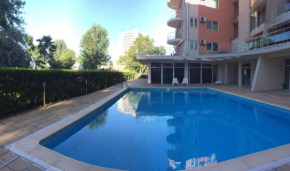 Piano Bar Holidays Apartments